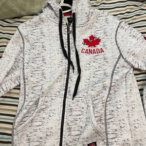 Canada weathergear zip up hoodie in white